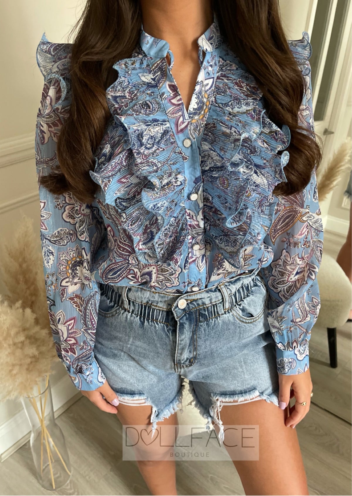 Boutique denim hot sale shorts